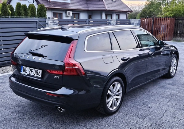 Volvo V60 cena 83900 przebieg: 212000, rok produkcji 2020 z Poddębice małe 277